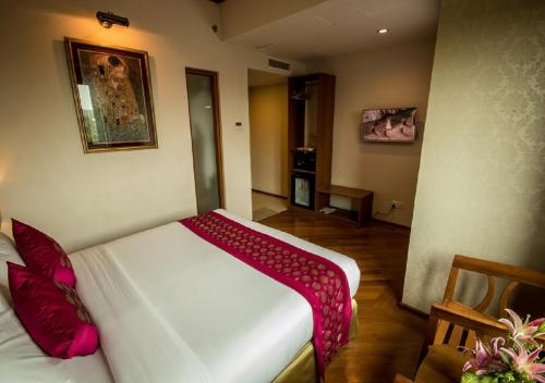 Superior Room image 2