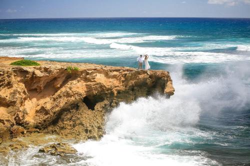 Waipouli Beach Resort Beautiful Luxury Ground Level Garden View AC Pool!