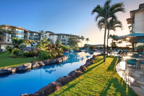 Waipouli Beach Resort Exceptional Condo Pool View Condo