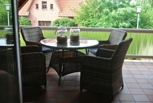 شرفة/ تراس, Ferienhaus Antje Greetsiel Nordsee in Krummhorn