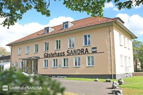 Gästehaus Sandra - Accommodation - Sulzbach-Rosenberg