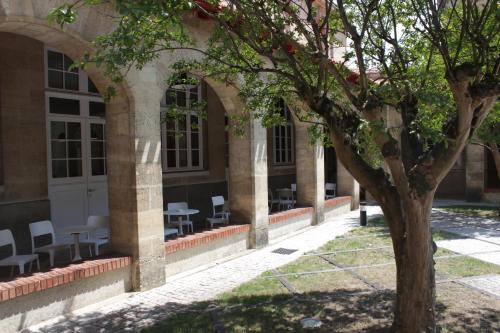 Hotel Saint Louis Beaulieu - Bordeaux – Bordeaux, FL