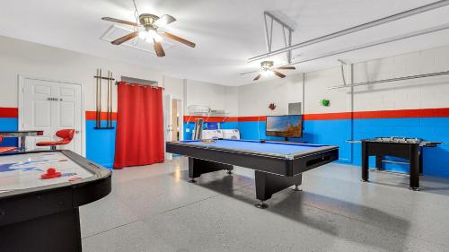 Windsor Hills Luxury Pool Villa Close to Disney- 7797BC in Orlando, USA