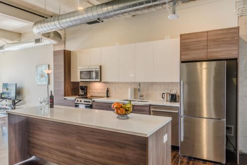 Regal Stays Corporate Apartments - Downtown Dallas in Dallas, USA