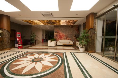 My Dream Hotel - image 14
