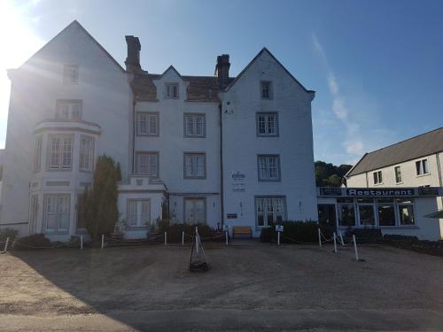 The Grey gull Hotel