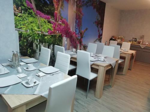 餐飲選擇, Gästehaus - Café Frank (Gastehaus - Cafe Frank) in 安特魏萊爾