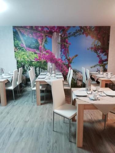 餐飲選擇, Gästehaus - Café Frank (Gastehaus - Cafe Frank) in 安特魏萊爾