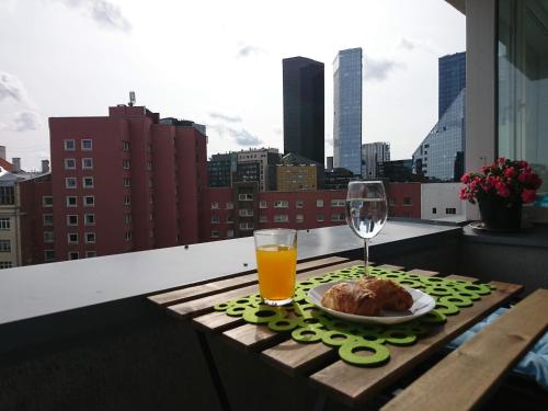 City center Raua apartment with balcony, Tallinn (foto 5)