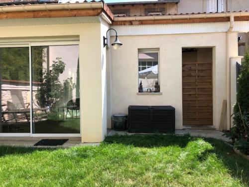 studio maisonnette avec jardin, Nancy Thermal, Artem