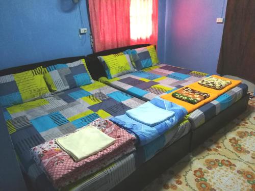 Huenthongnaree Homestay Huenthongnaree Homestay