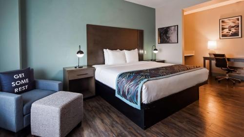 Best Western Plus New Barstow Inn & Suites