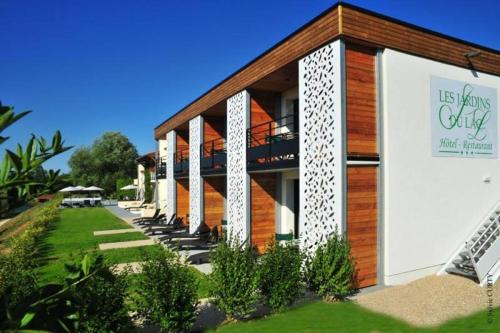 Logis Hôtel les Jardins du Lac