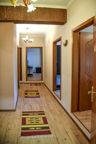 ทางเข้า, Hotel Sofra in กีโรคาสเตอร์