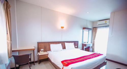 BANDER HOTEL thumbnail 2