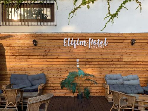 Elifim in Berlin, Deutschland