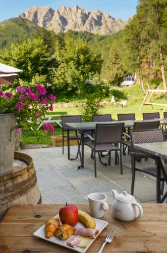 Hotel & Restaurant Les Escondus - main image