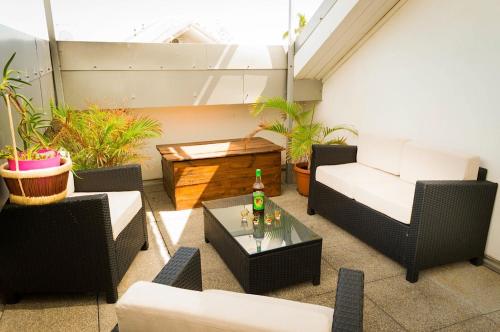 LEU CHANA'PPART T2 GRANDE TERRASSE PROCHE LAGON