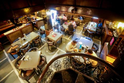 Food and beverages, Hotel Lucky Bandra in Bandra