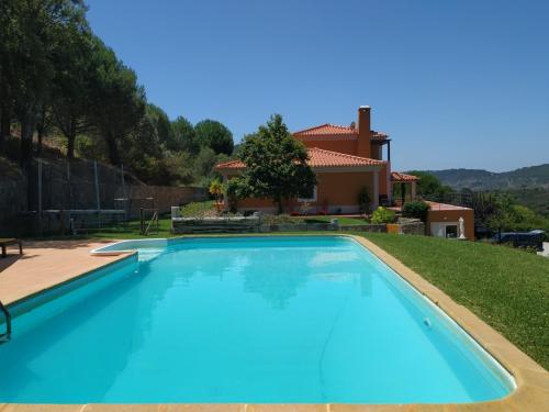  Enjoy Arrábida Natural Park in Palmela