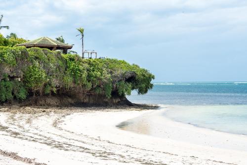 PrideInn Flamingo Beach Resort & Spa Mombasa