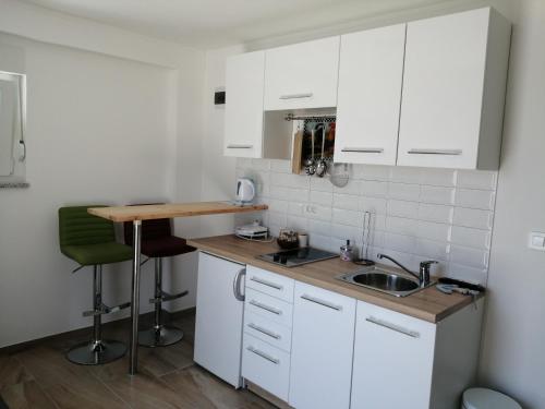 Apartments Marta - image 8