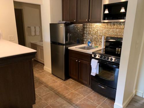 Kitchen, McCoy's Inn in Ripley (WV)