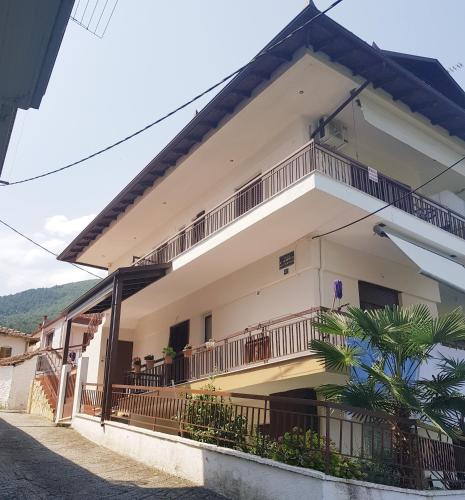  Maira Luxury Studios in Litochoro