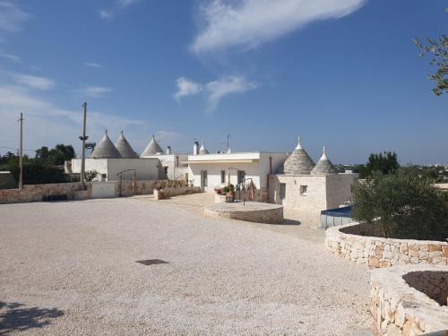 Trulli Dal Sole alla Luna