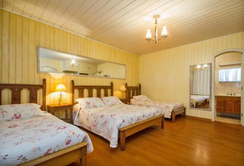 Chalet image 10