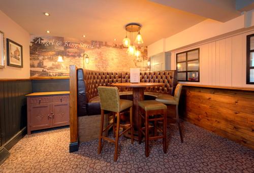 Angel @ KingSt in นัตส์ฟอร์ด