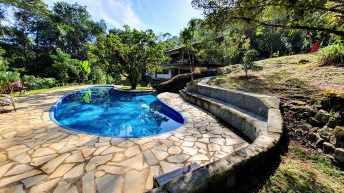 Swimming pool, La Luciole Ecolodge in Paraty Mirim