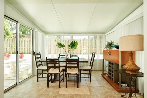 3 bedrooms apartment step from the beach in Fort Lauderdale, USA