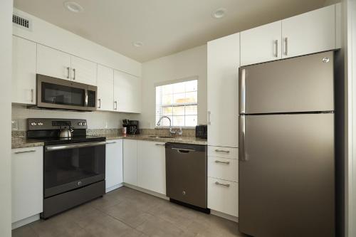 3 bedrooms apartment step from the beach in Fort Lauderdale, USA