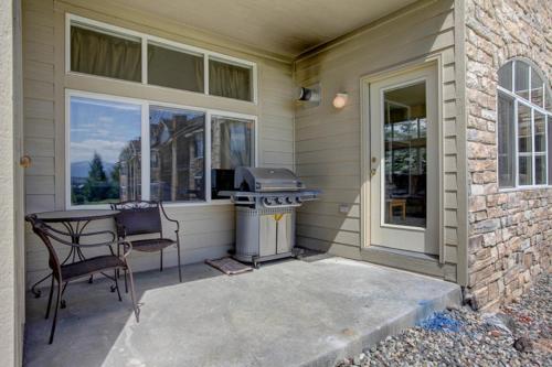 Bay Club 107 - image 7