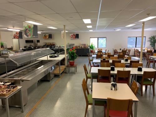 餐厅, Victoria Village in 凯瑟琳