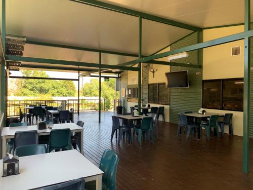 设施服务, Victoria Village in 凯瑟琳