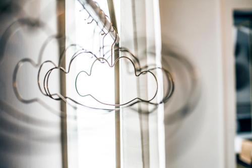 Scene Suites Apartments - image 4