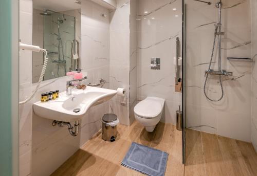 Triton Boutique Hotel - image 5