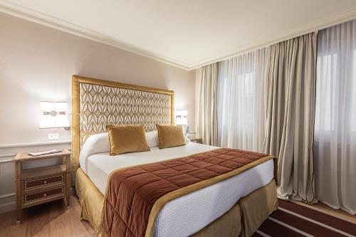 Three-Bedroom Apartment image 2
