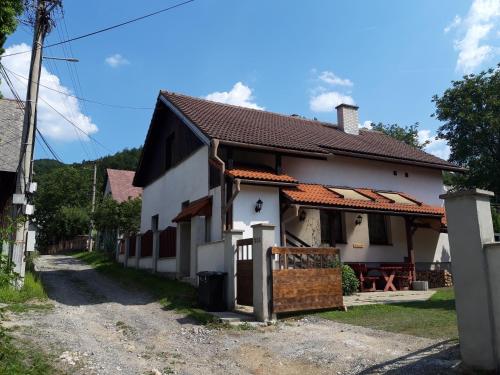 Čavoj Guest House