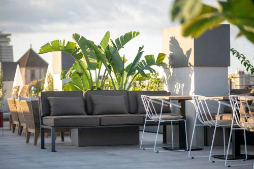 Silken Ramblas - image 10