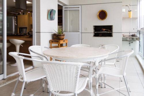 Lindo apartamento frente para o mar near Bucefalus Restaurante Grill