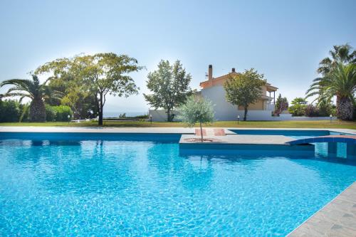  Electra's Private Beach Villa in Siviri