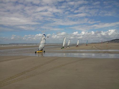 SOWELL HOTELS Le Beach - image 9