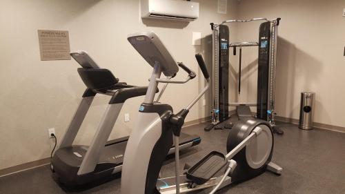 컨트리 인 & 스위트 바이 래디슨, 서배너 미드타운, 조지아 - 피트니스 센터