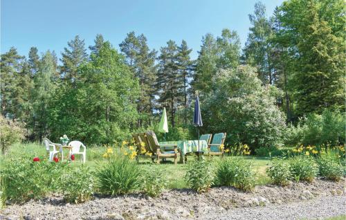 Lovely Home In Vimmerby With Kitchen