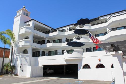 Entrance, The Surfbreak Hotel in San Clemente (CA)