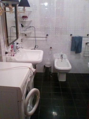 Bathroom, CASCINA NELLA CAMPAGNA ABRUZZESE in Isola Del Gran Sasso