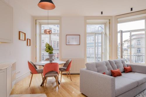 BOUTIQUE Rentals-Kihara’s Ribeira Apt with great views, Порту